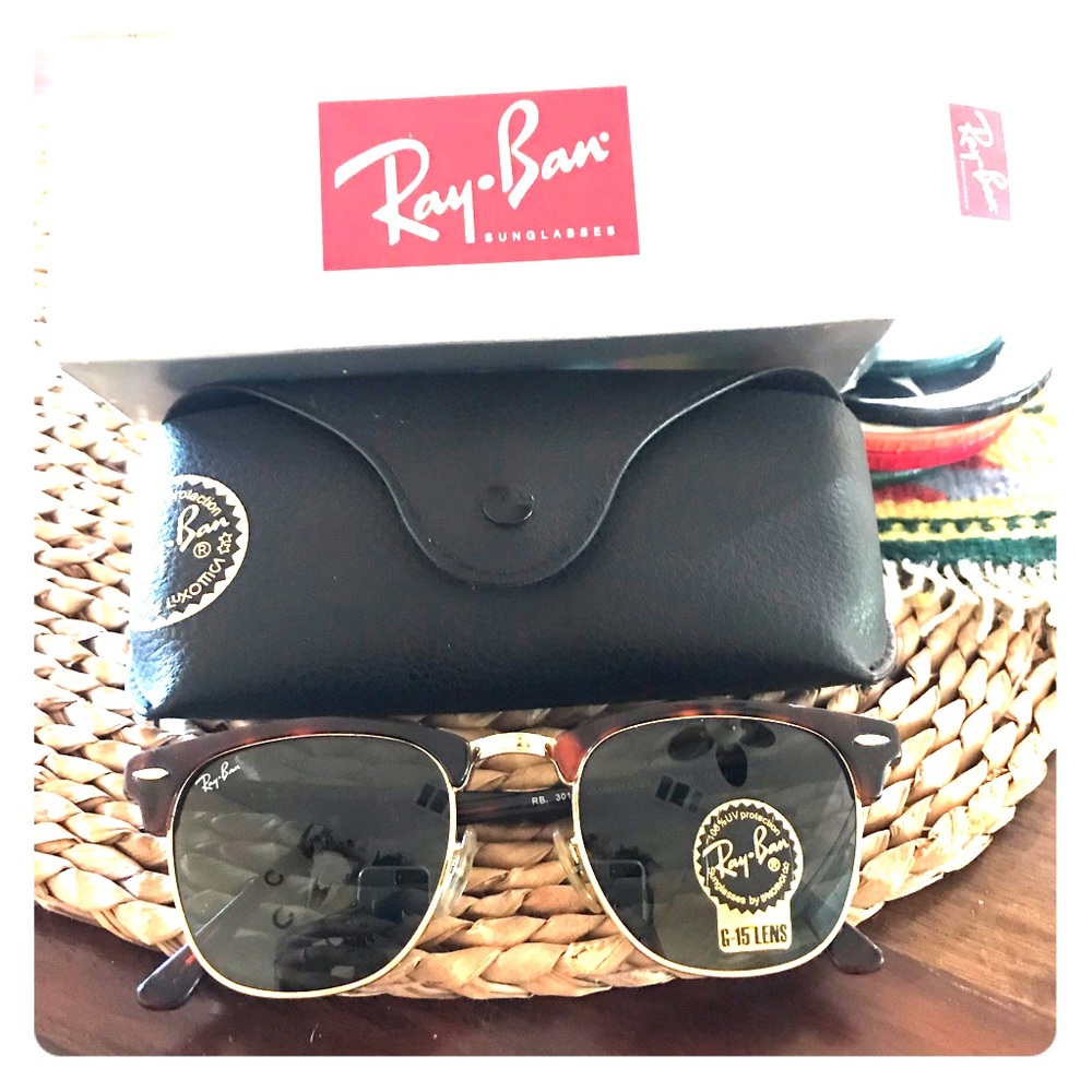 Ray Ban Clubmasters. Tortoise